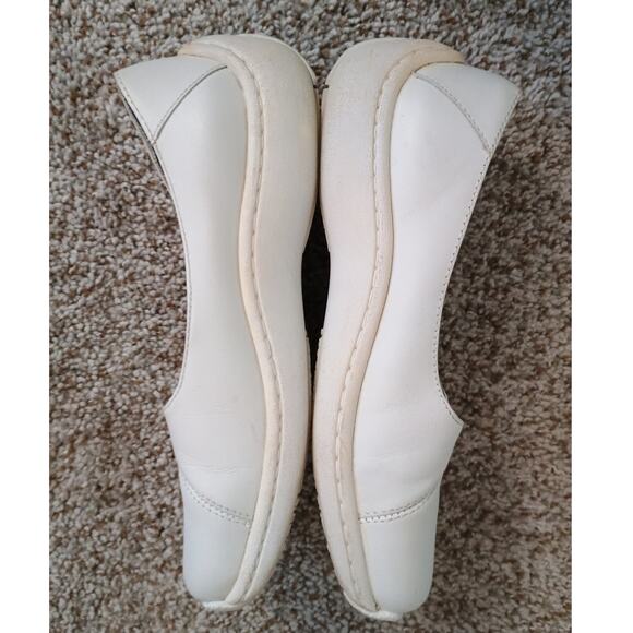 Women’s White Leather Klogs Comfort Slip Resistant Size 6 M - Picture 7 of 16